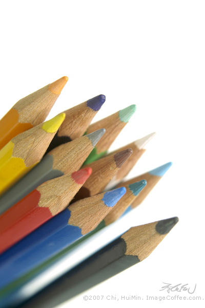 12 Colored Pencils (2)